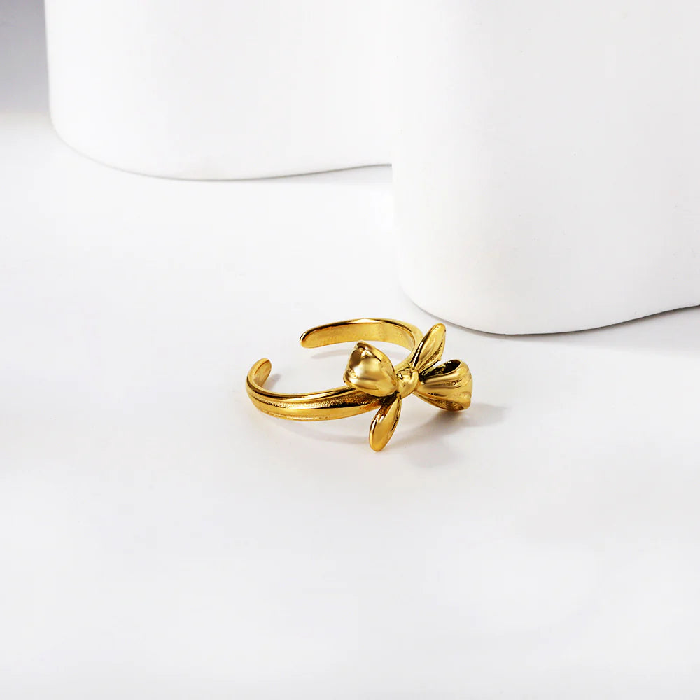 three-dimensional bow ring